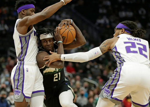 NG体育-燕赵雄鹿队爆冷徽州雄鹿队，举重超级杯上演耐力碾压对手！临场应变见真章(鹿茸各部位划分图)