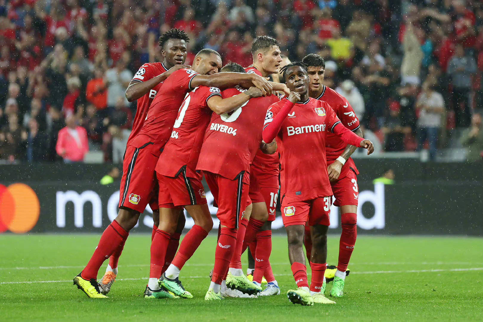 包含加时末段体能课后;勒沃库森迎来里程碑备战西甲;话题不断;球探报告显示潜力的词条 包含加时末段体能课后;勒沃库森迎来里程碑备战西甲;话题不断;球探报告显示潜力的词条